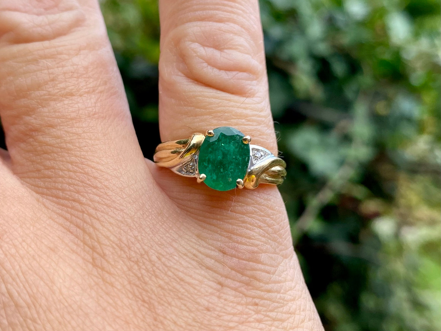 14ct Gold Emerald & Diamond Ring