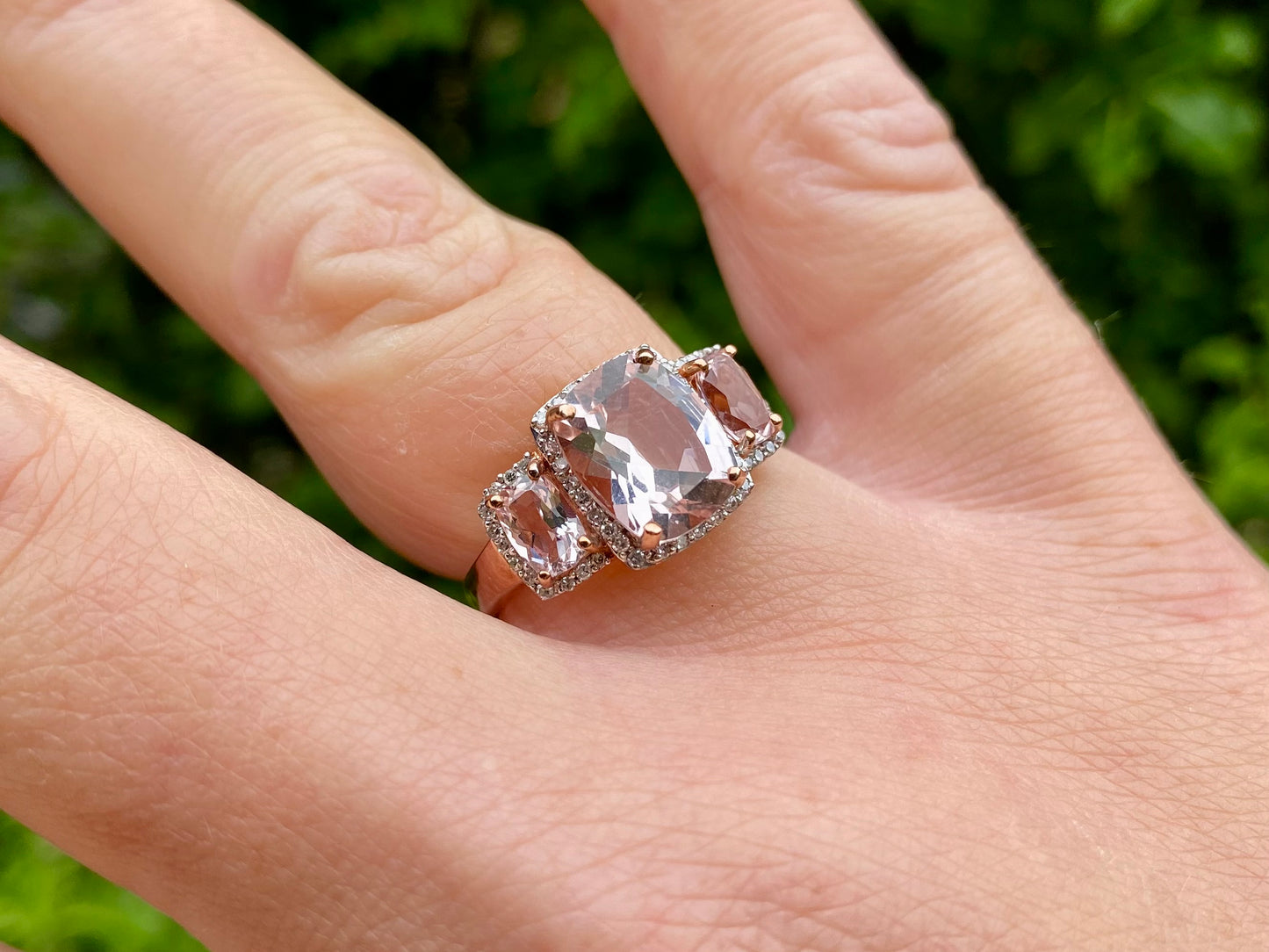 9ct Gold Morganite & Diamond Ring