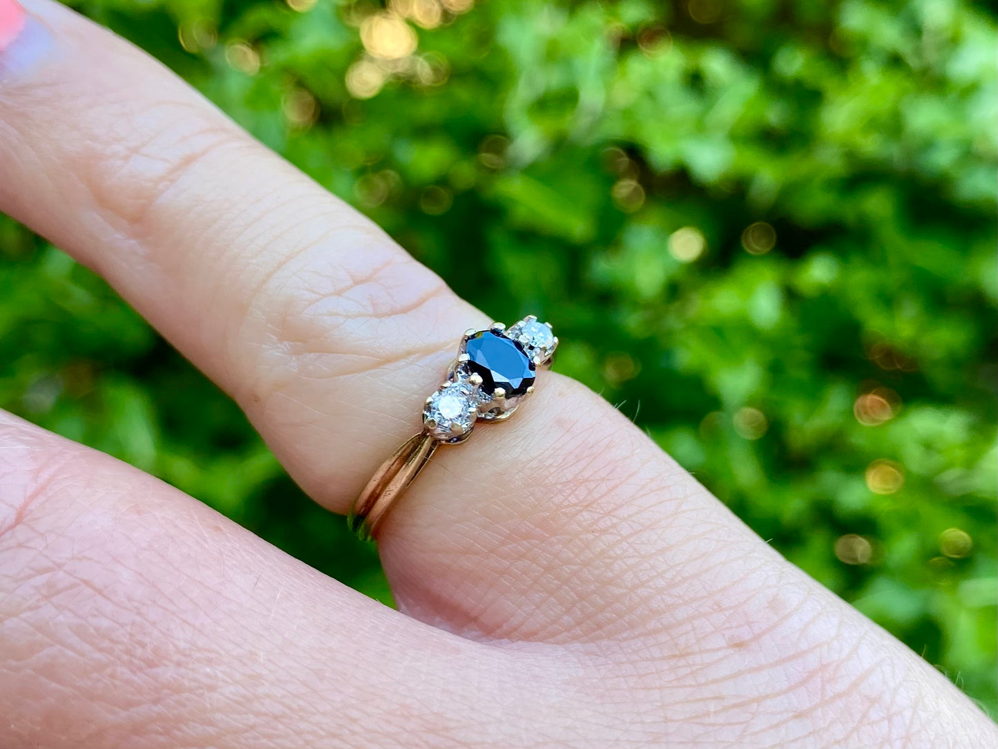 9ct Gold Sapphire & Diamond Ring