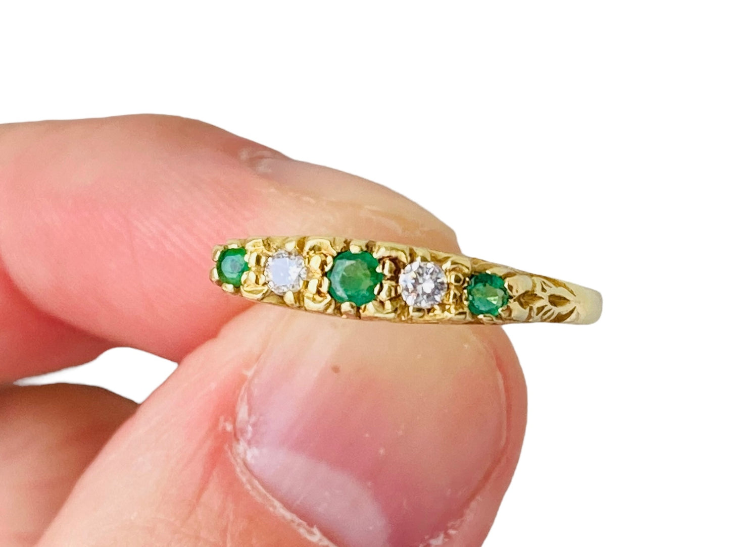 Vintage 18ct Gold Emerald & Diamond Ring