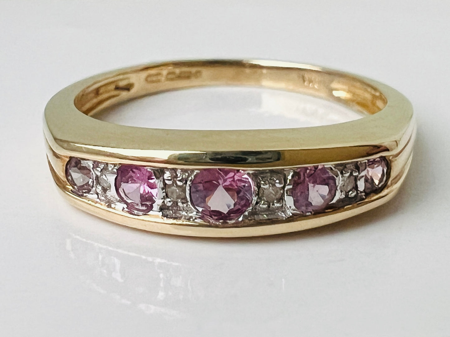 9ct Gold Pink Sapphire & Diamond Ring