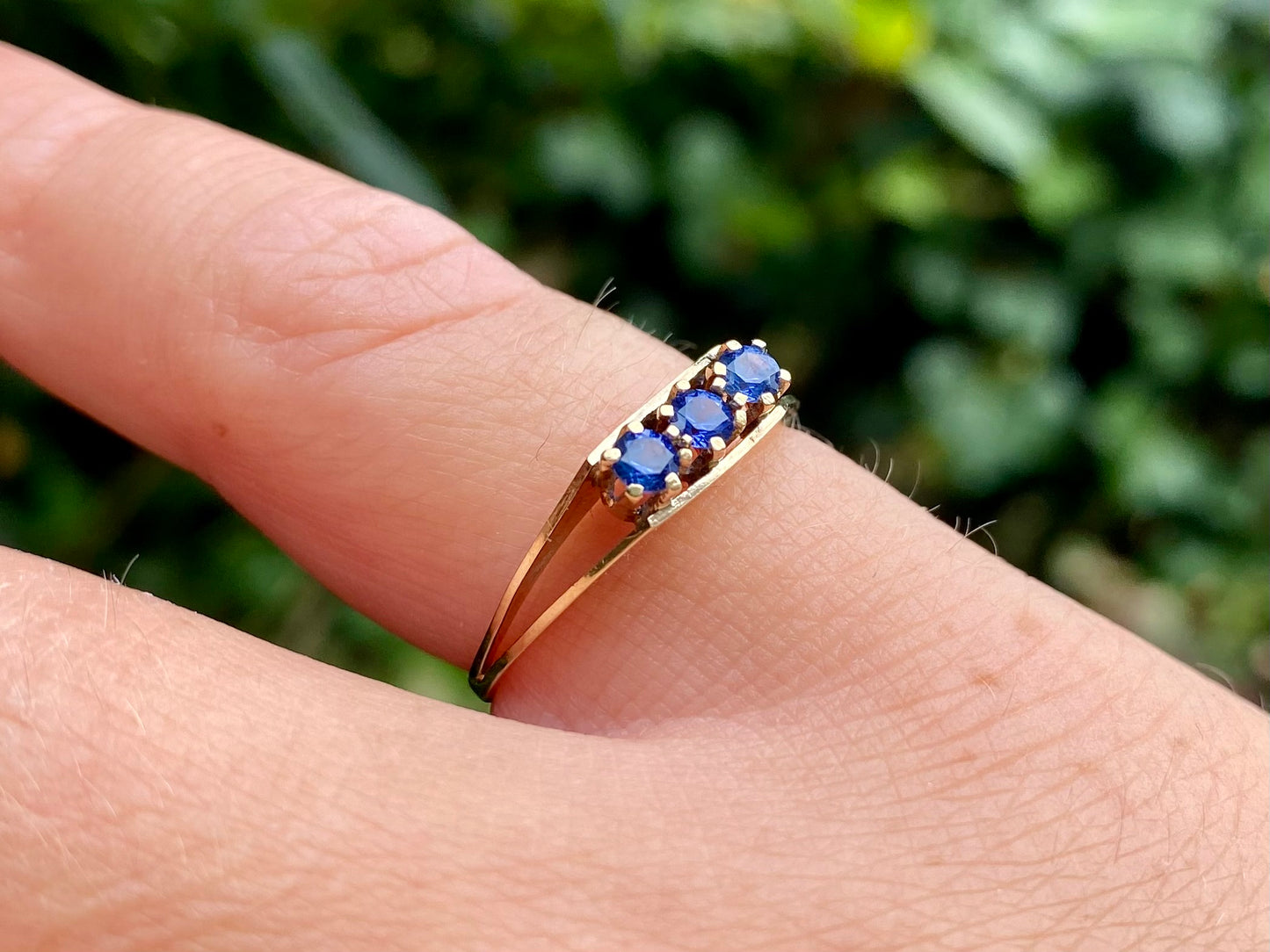 14ct Gold Three-Stone Sapphire Ring