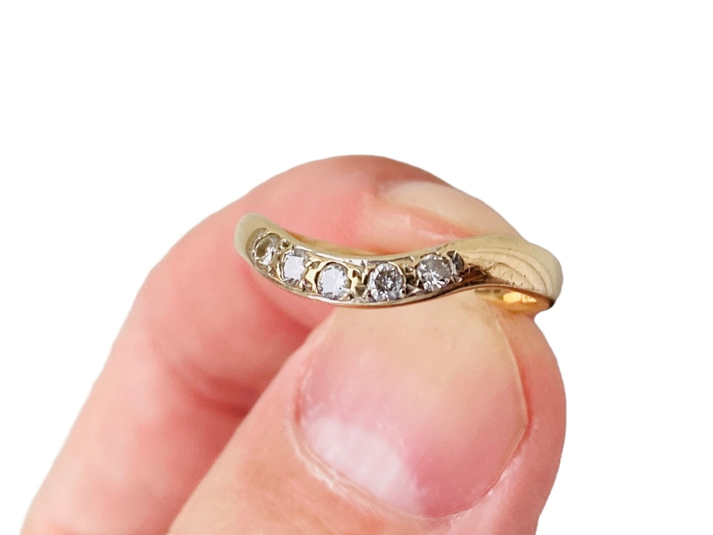 Vintage 9ct Gold Curved Diamond Ring