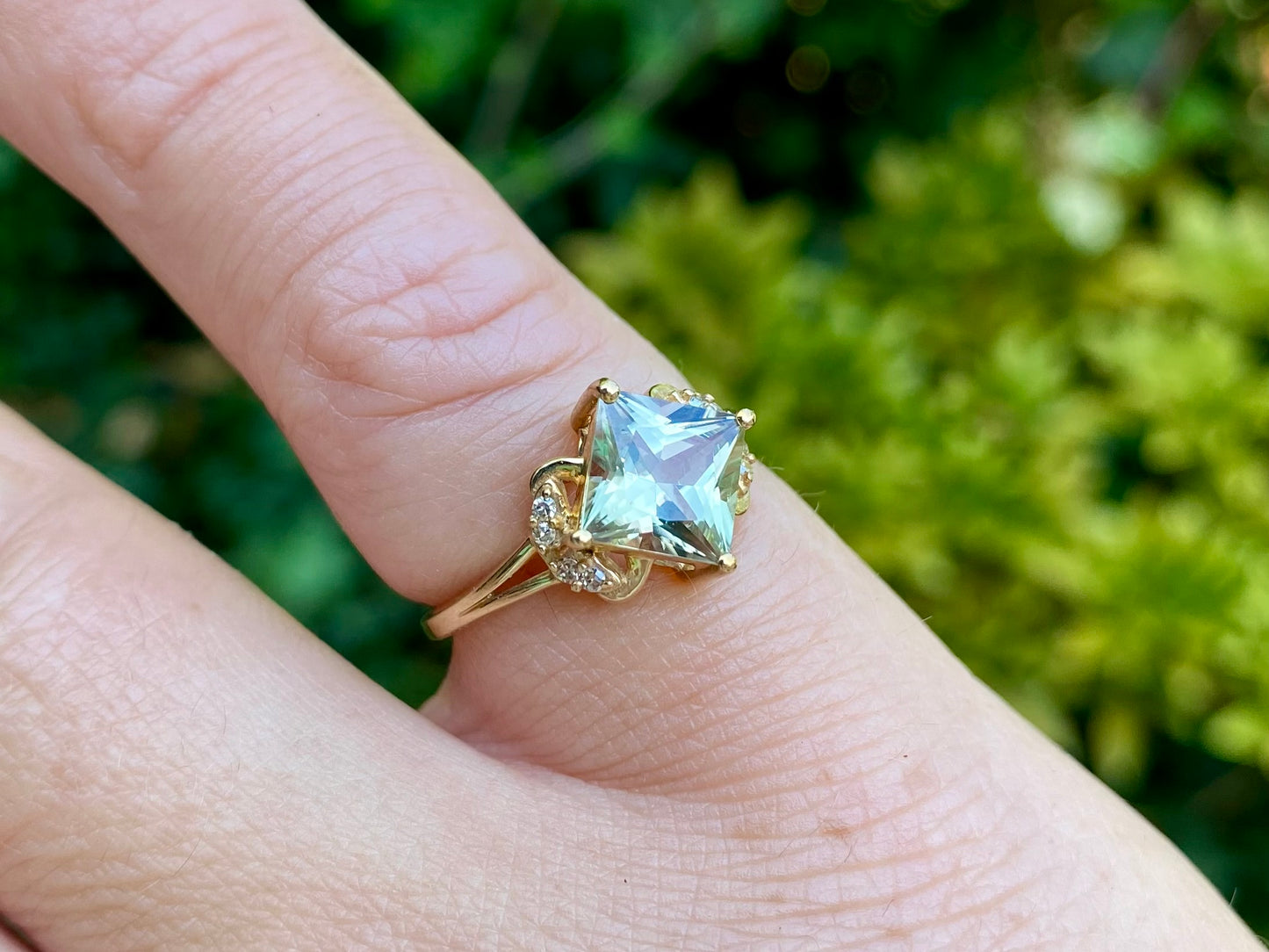 9ct Gold Csarite & Diamond Ring
