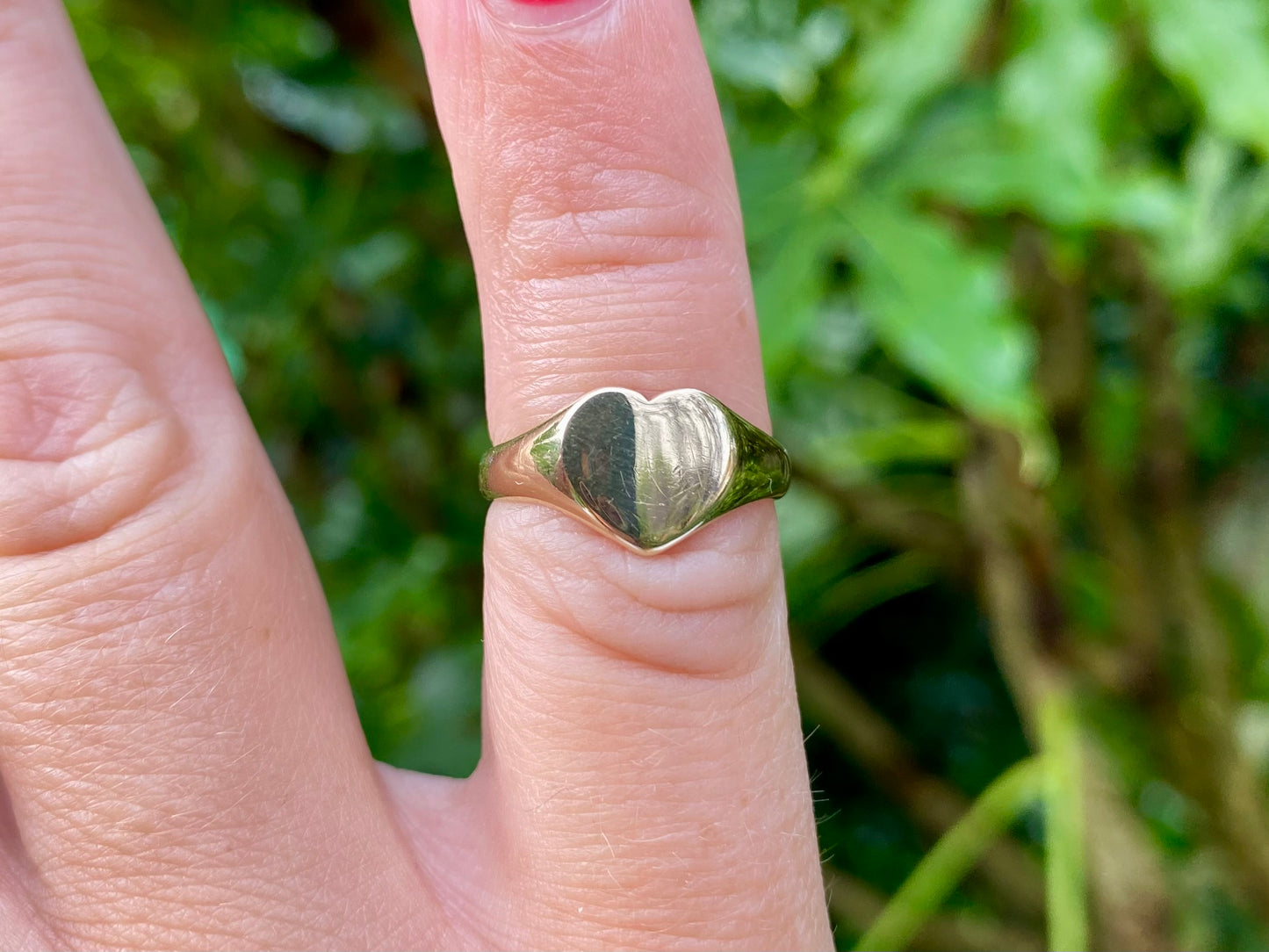 9ct Gold Heart Signet Ring
