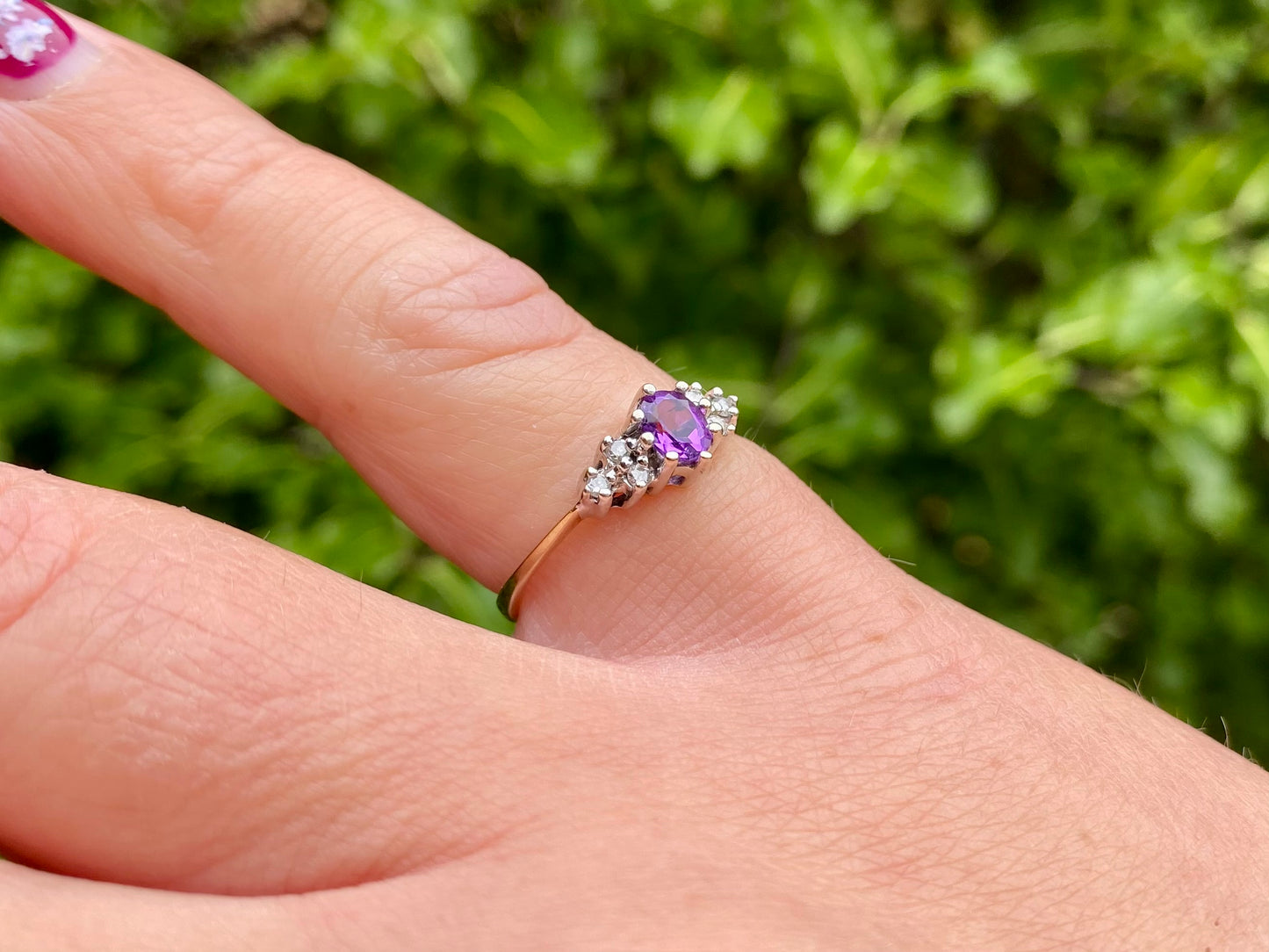9ct Gold Amethyst & Diamond Ring