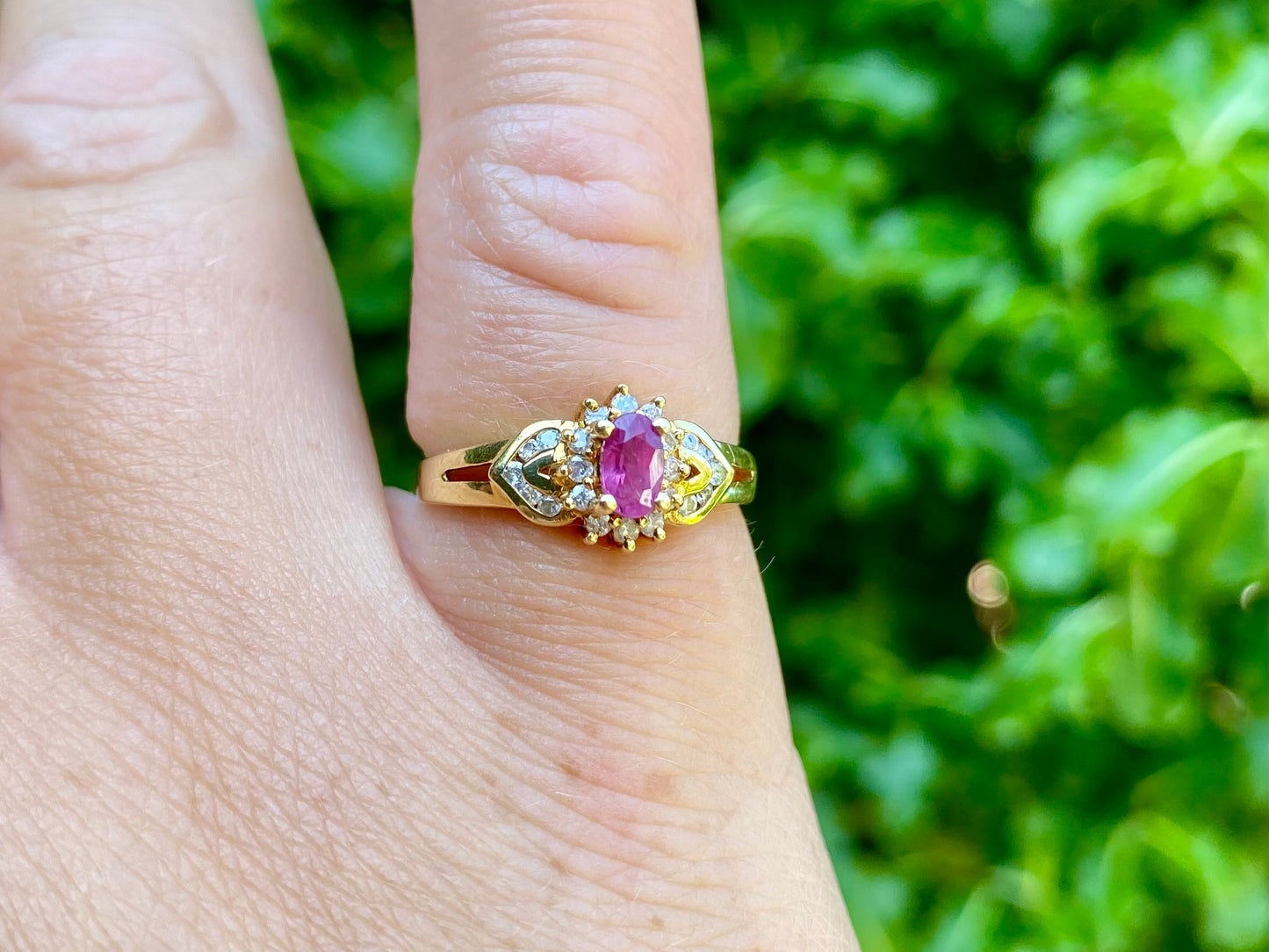 Vintage 18ct Gold Ruby & Diamond Ring