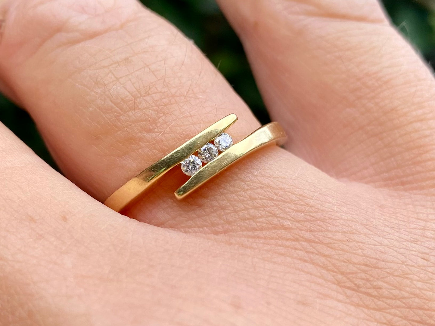 18ct Gold Three-Stone Diamond Ring