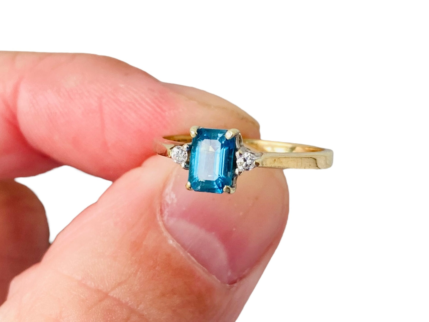 Vintage 9ct Gold Topaz & Diamond Ring