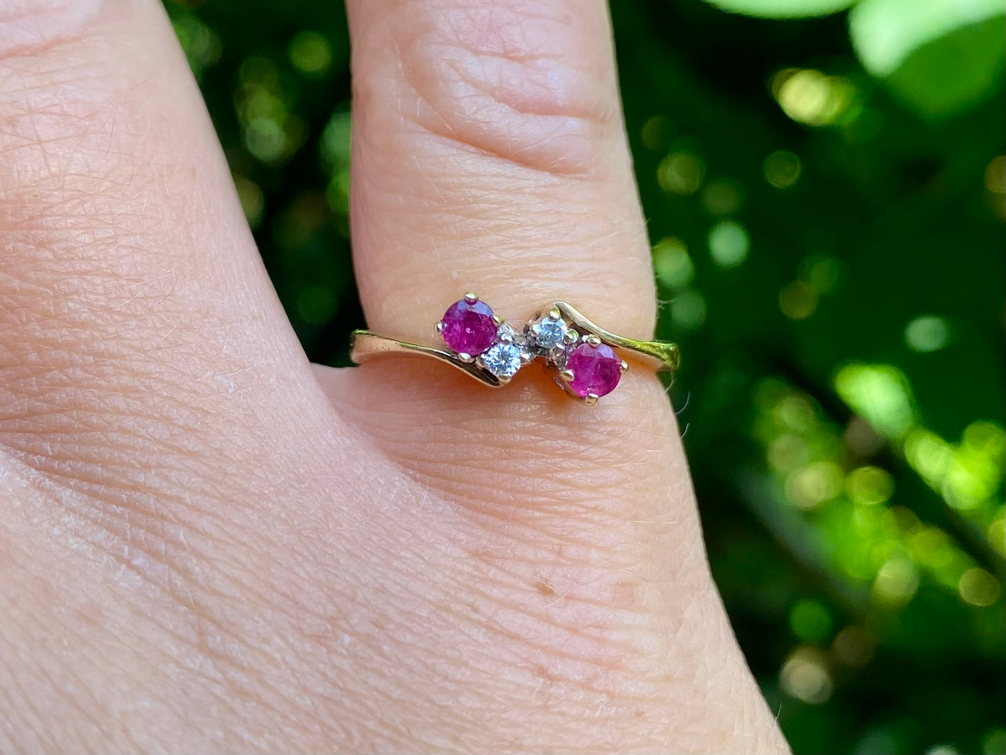 Vintage 9ct Gold Ruby & Diamond Ring