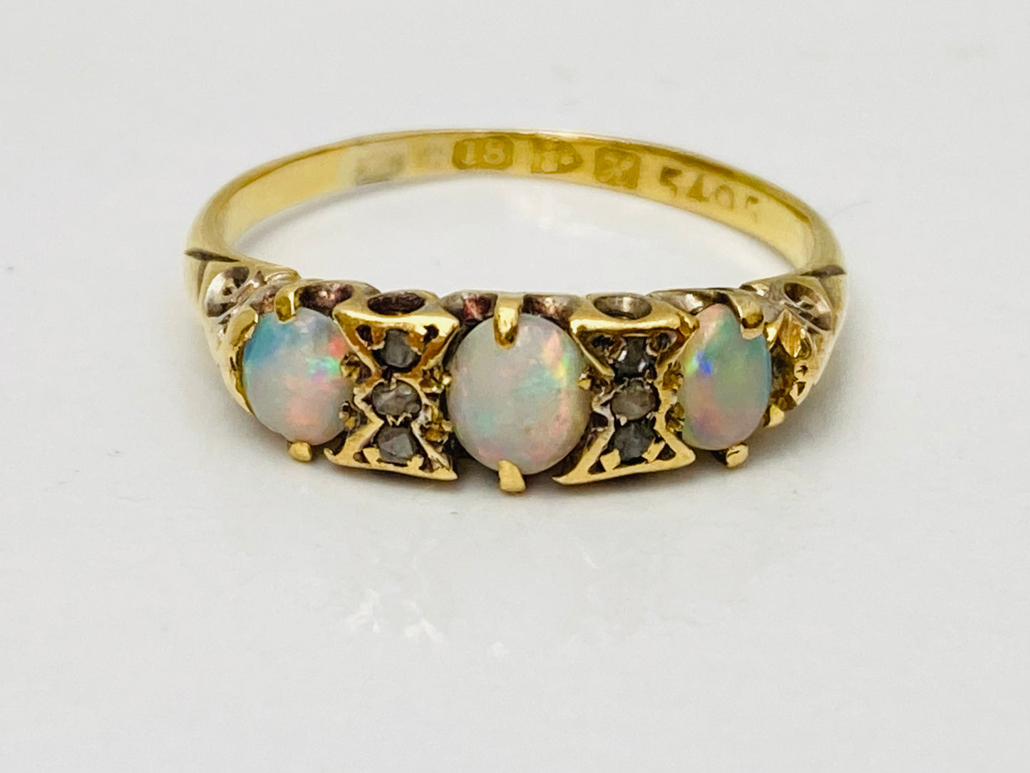 Antique Edwardian 18ct Gold Opal & Diamond Ring