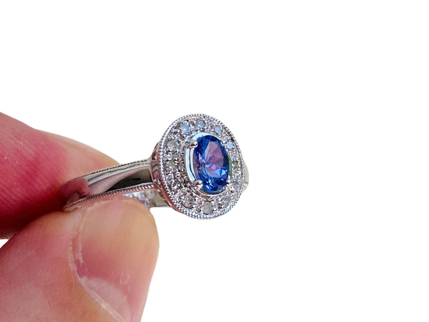 9ct Gold Tanzanite & Diamond Ring