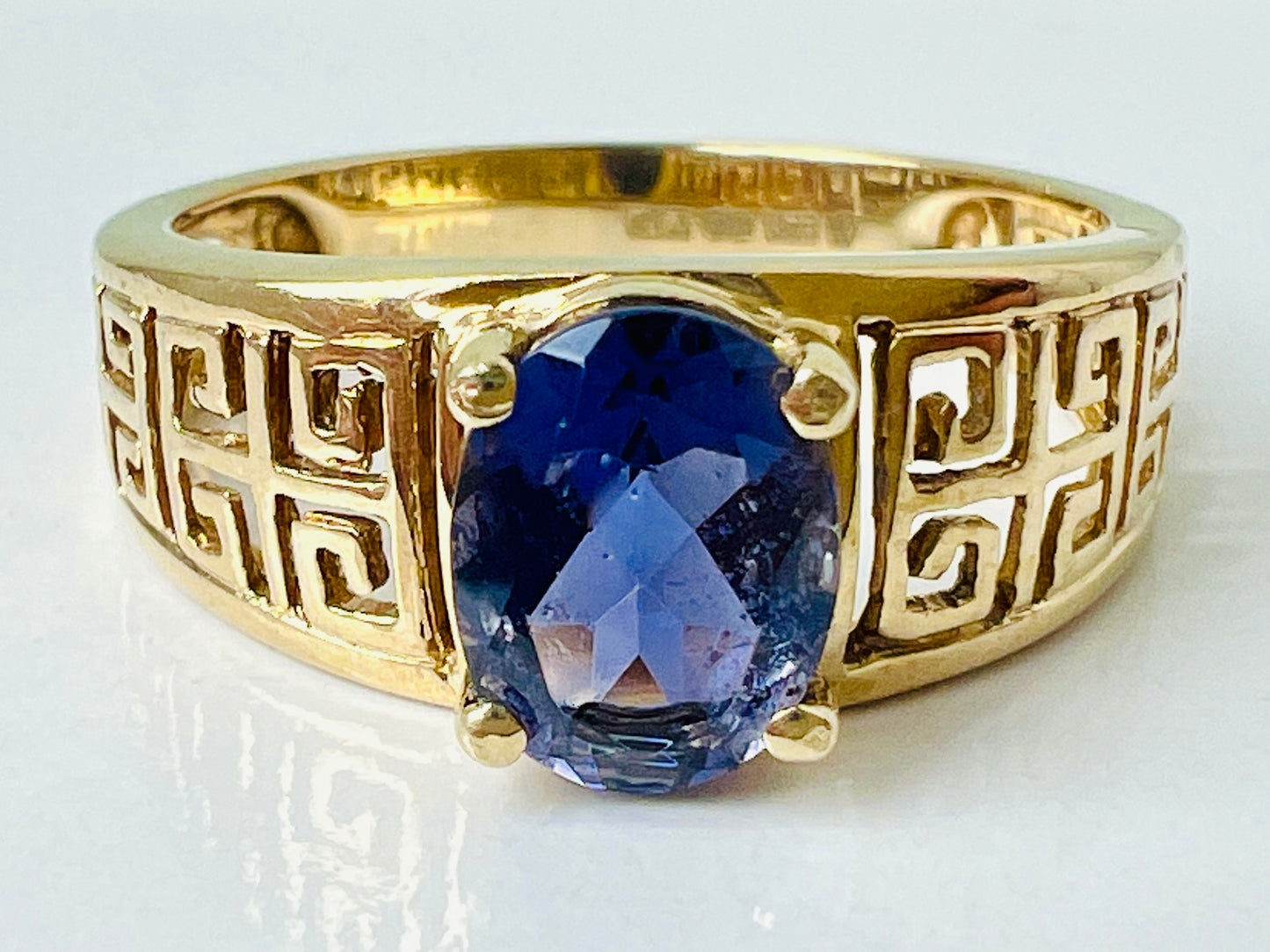 9ct Gold Iolite Ring