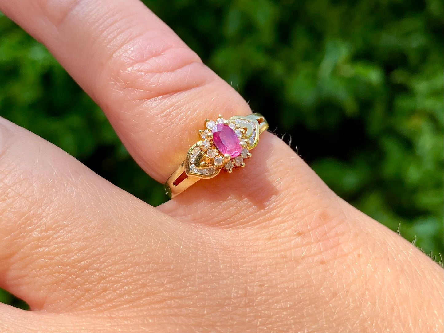 Vintage 18ct Gold Ruby & Diamond Ring