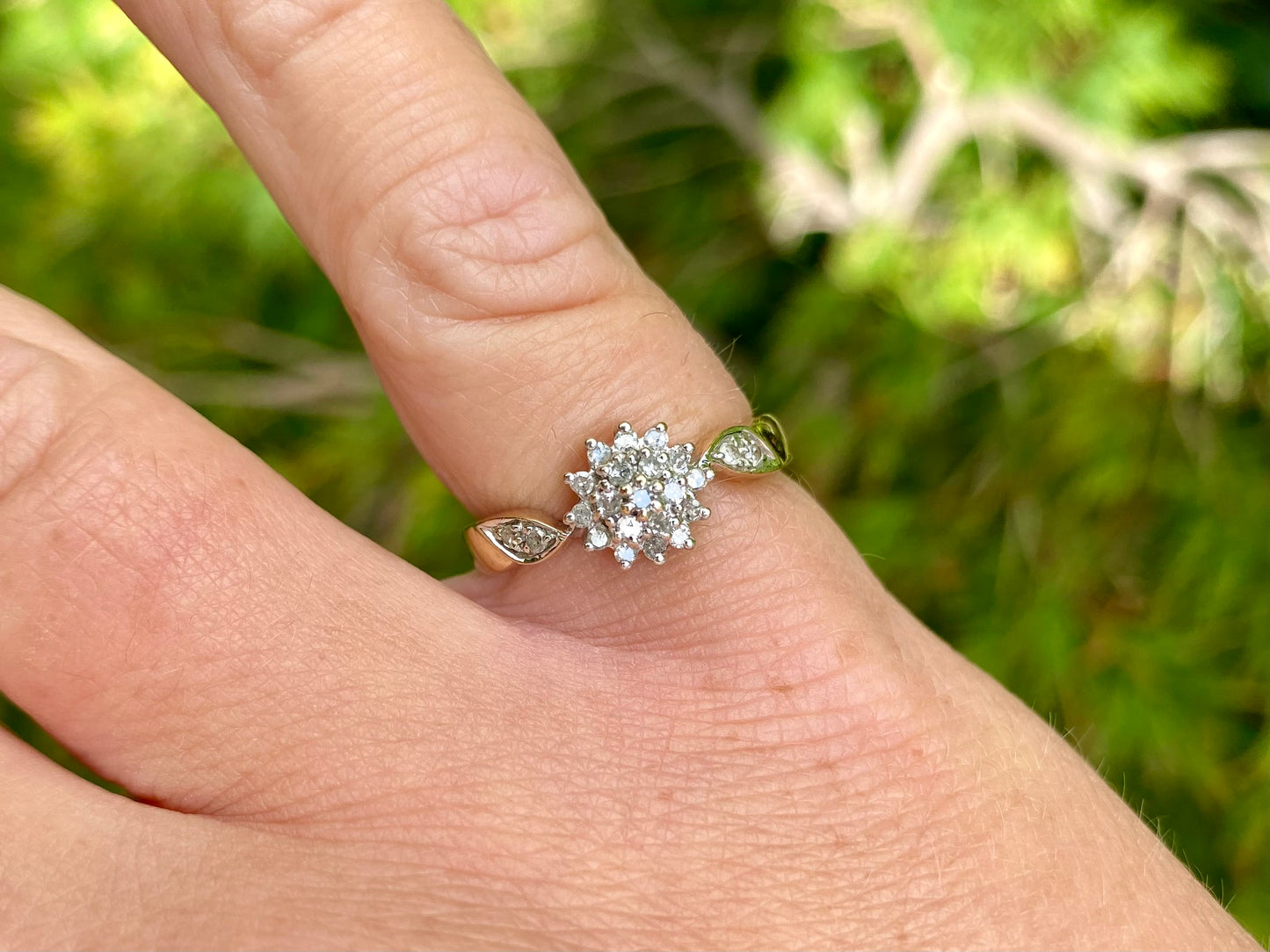 9ct Gold Diamond Ring