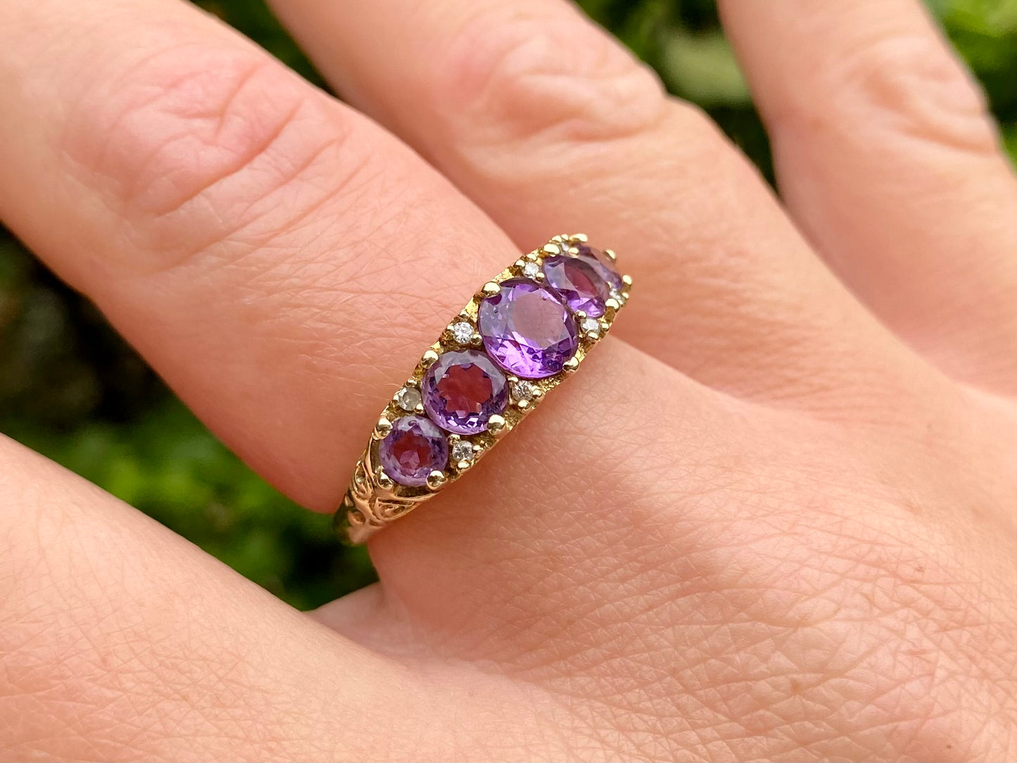 9ct Gold Amethyst & Diamond Ring
