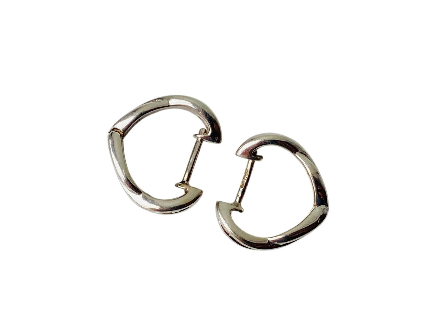 18ct Gold Diamond Earrings