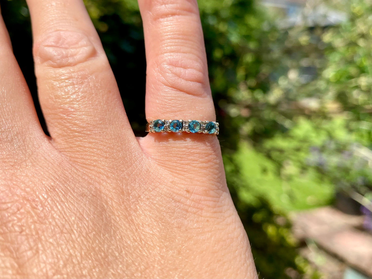 Vintage 9ct Gold Topaz & Diamond Ring