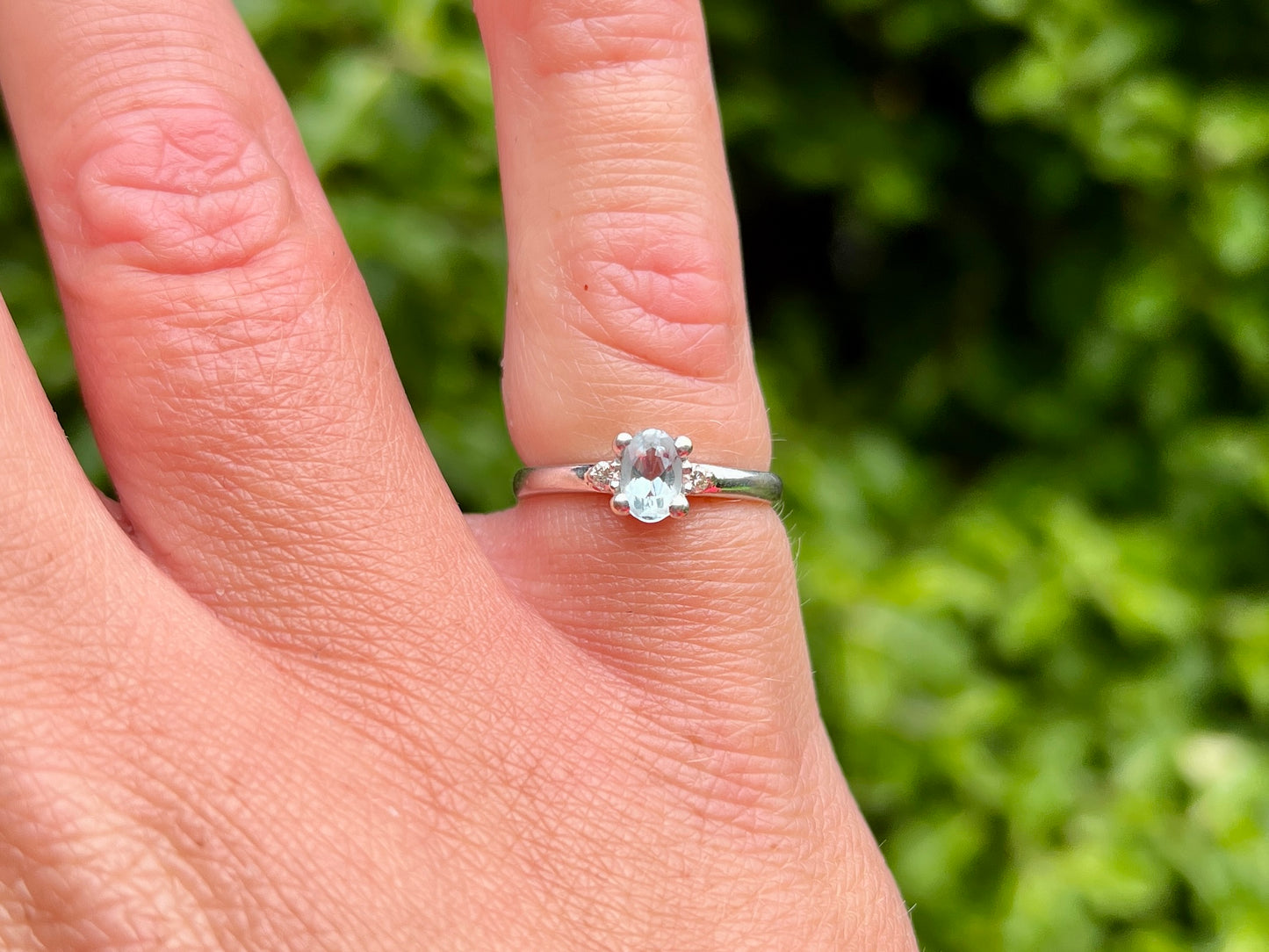9ct Gold Aquamarine & Diamond Ring