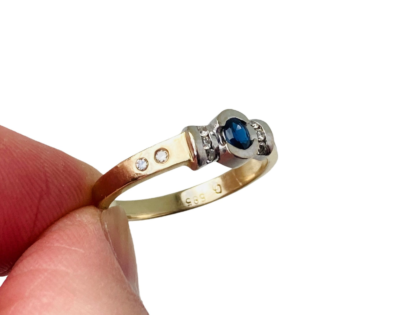 14ct Gold Sapphire & Diamond Ring