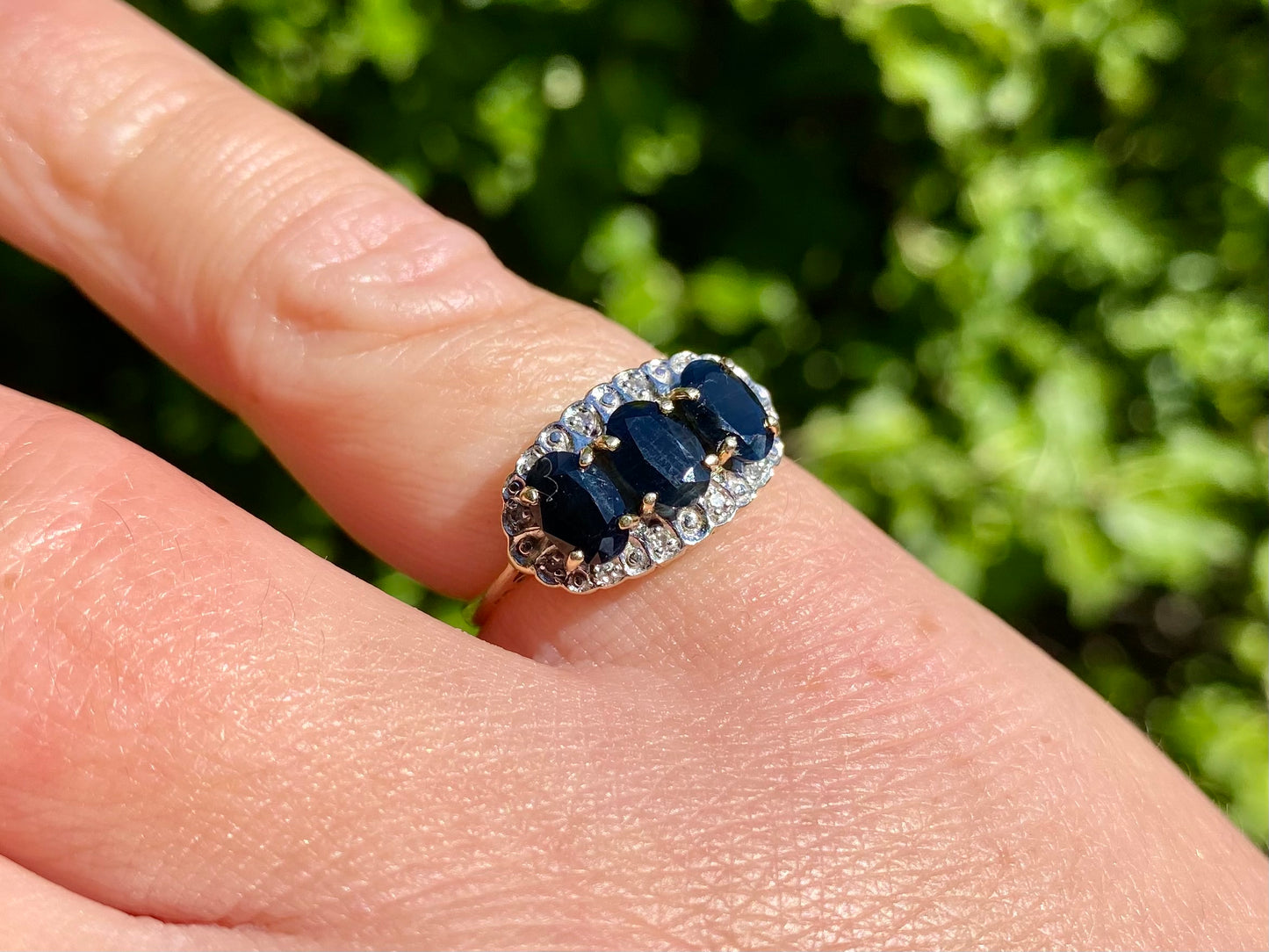 Vintage 9ct Gold Sapphire & Diamond Ring