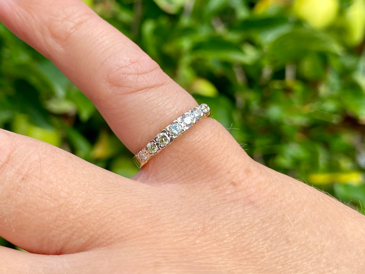 18ct Gold Seven-Stone Diamond Ring