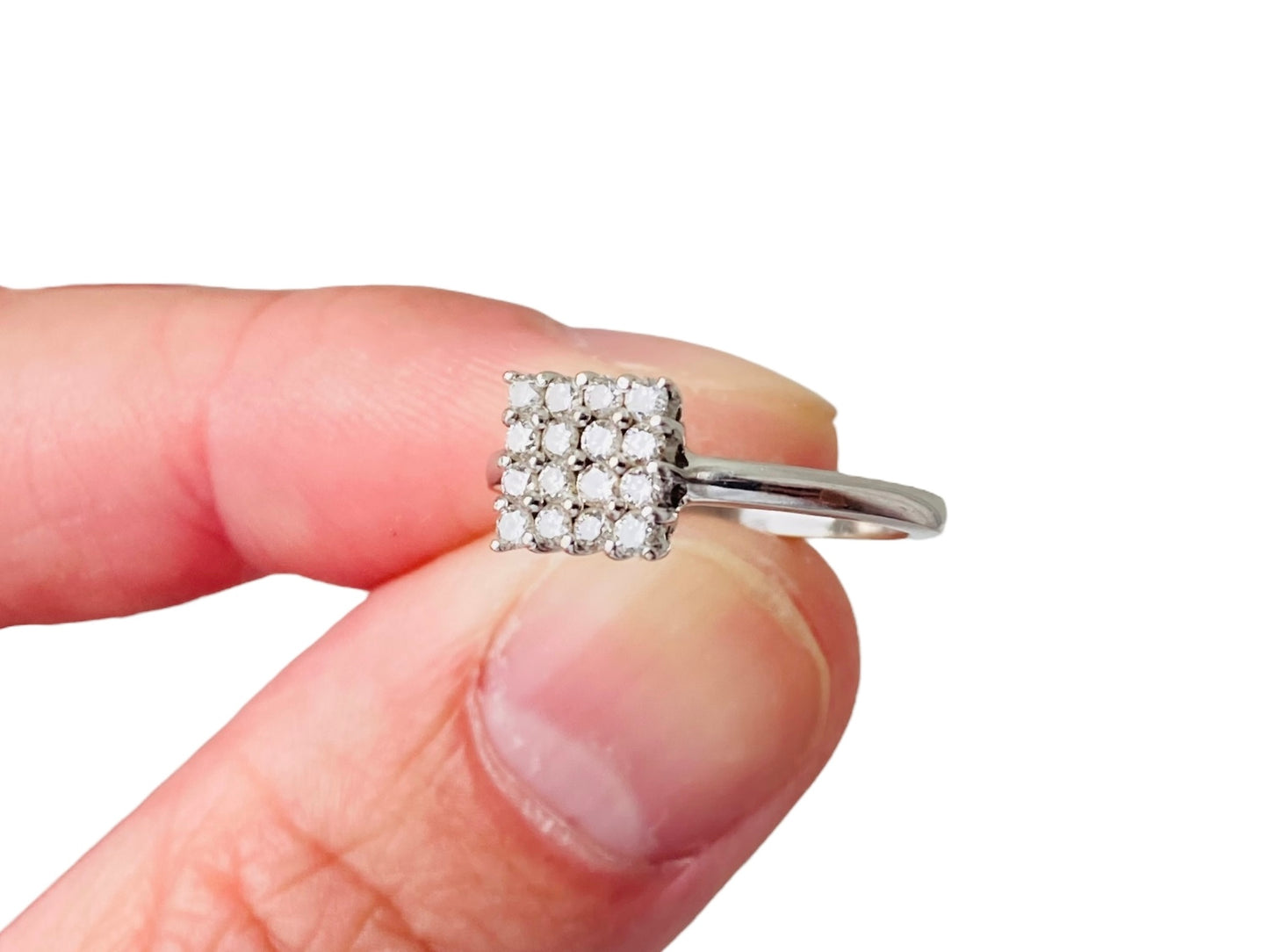 18ct Gold Diamond Ring
