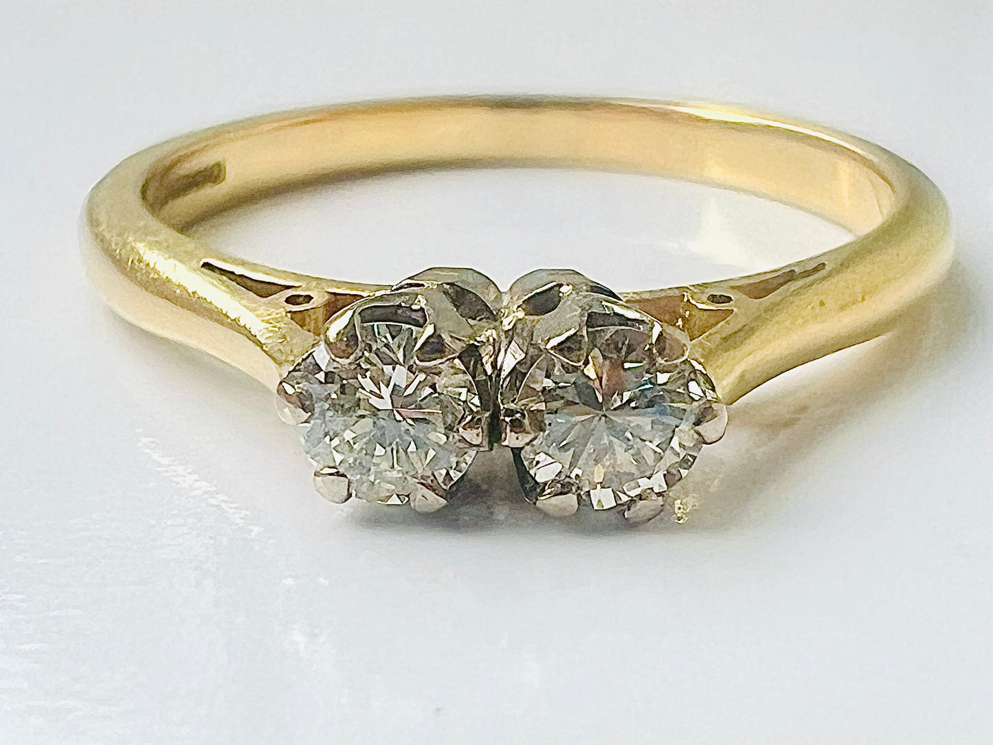 Vintage 18ct Gold Toi Et Moi Diamond Ring