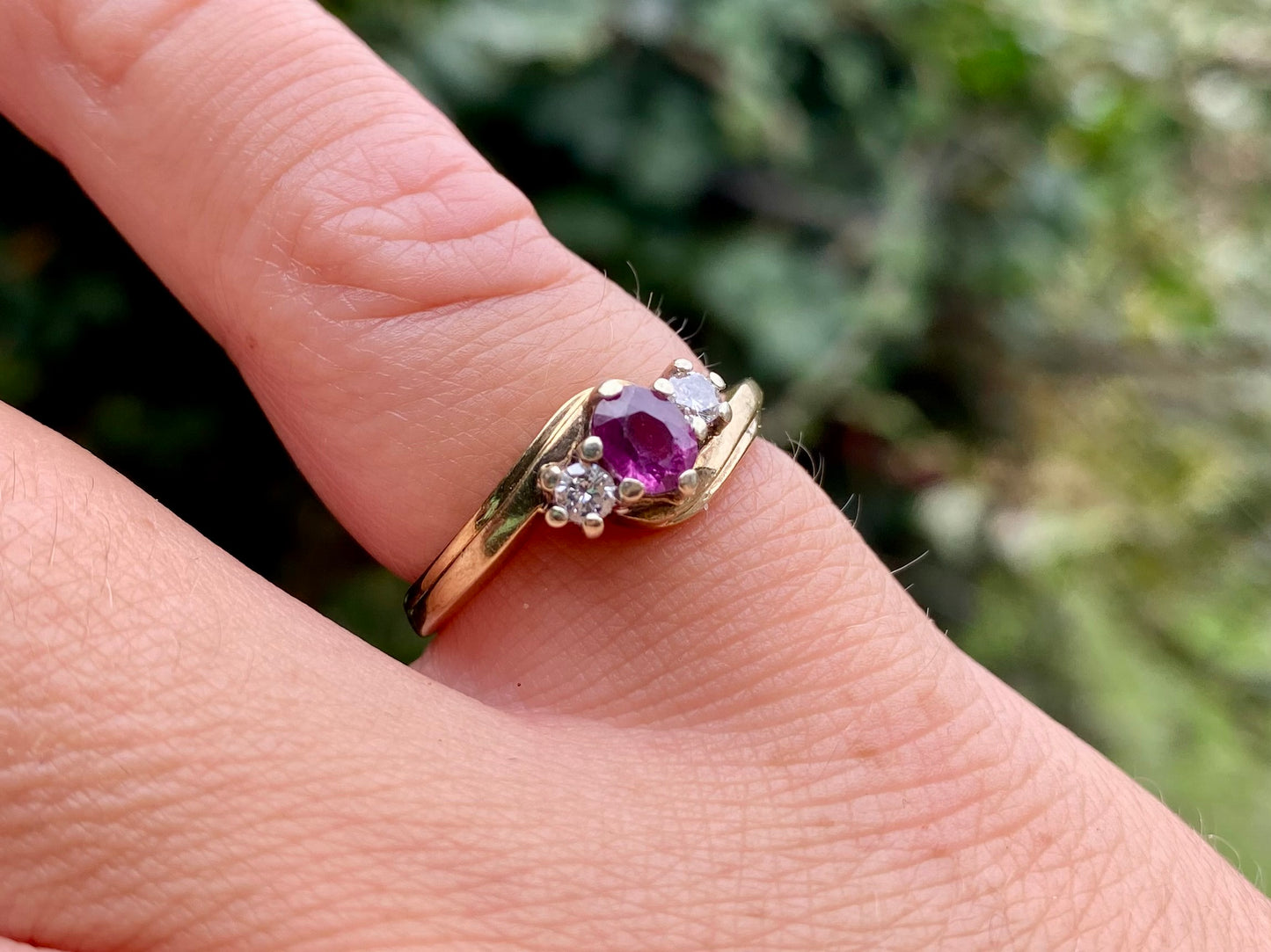 Vintage 9ct Gold Ruby & Diamond Ring