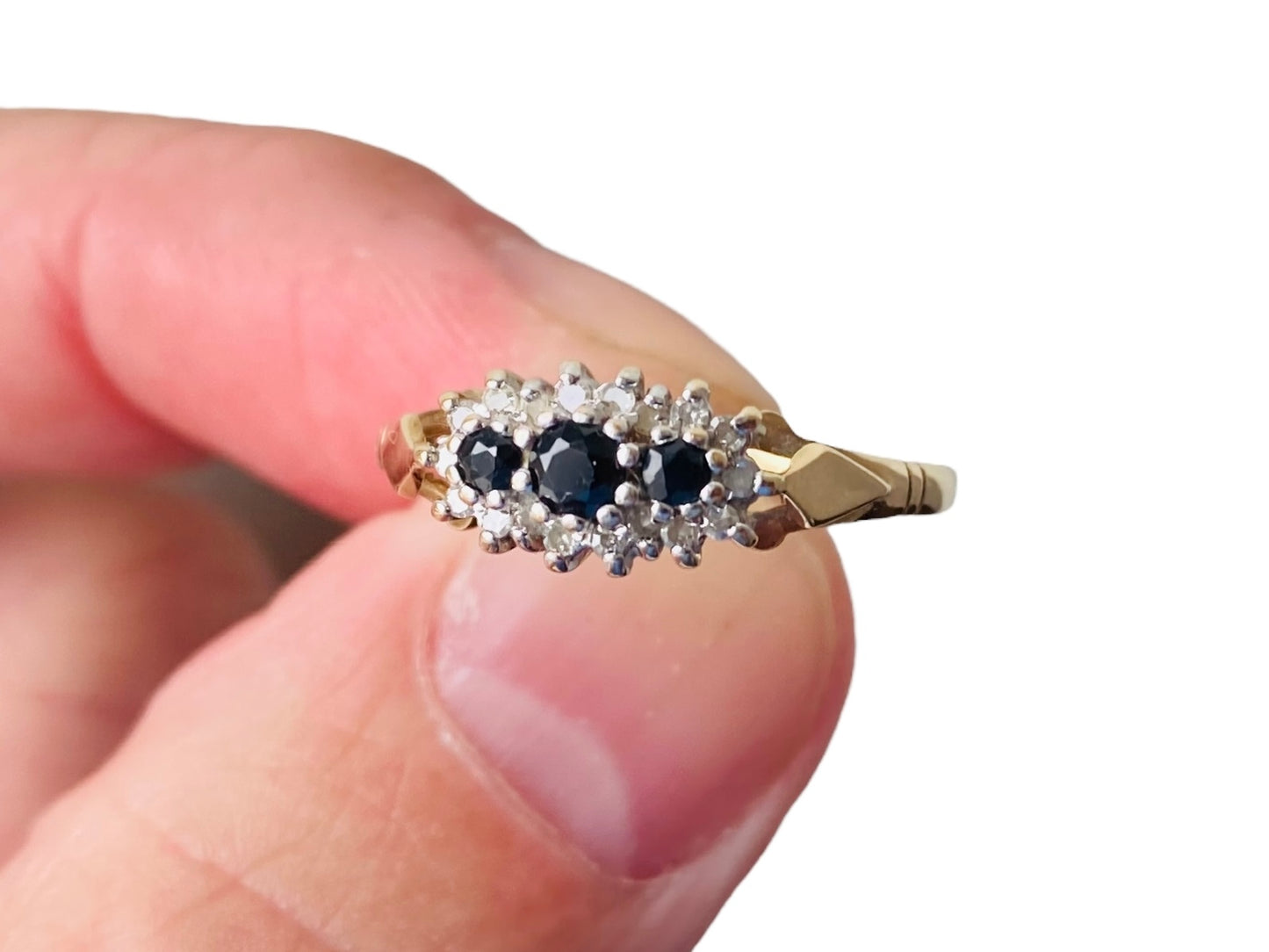 9ct Gold Sapphire & Diamond Ring