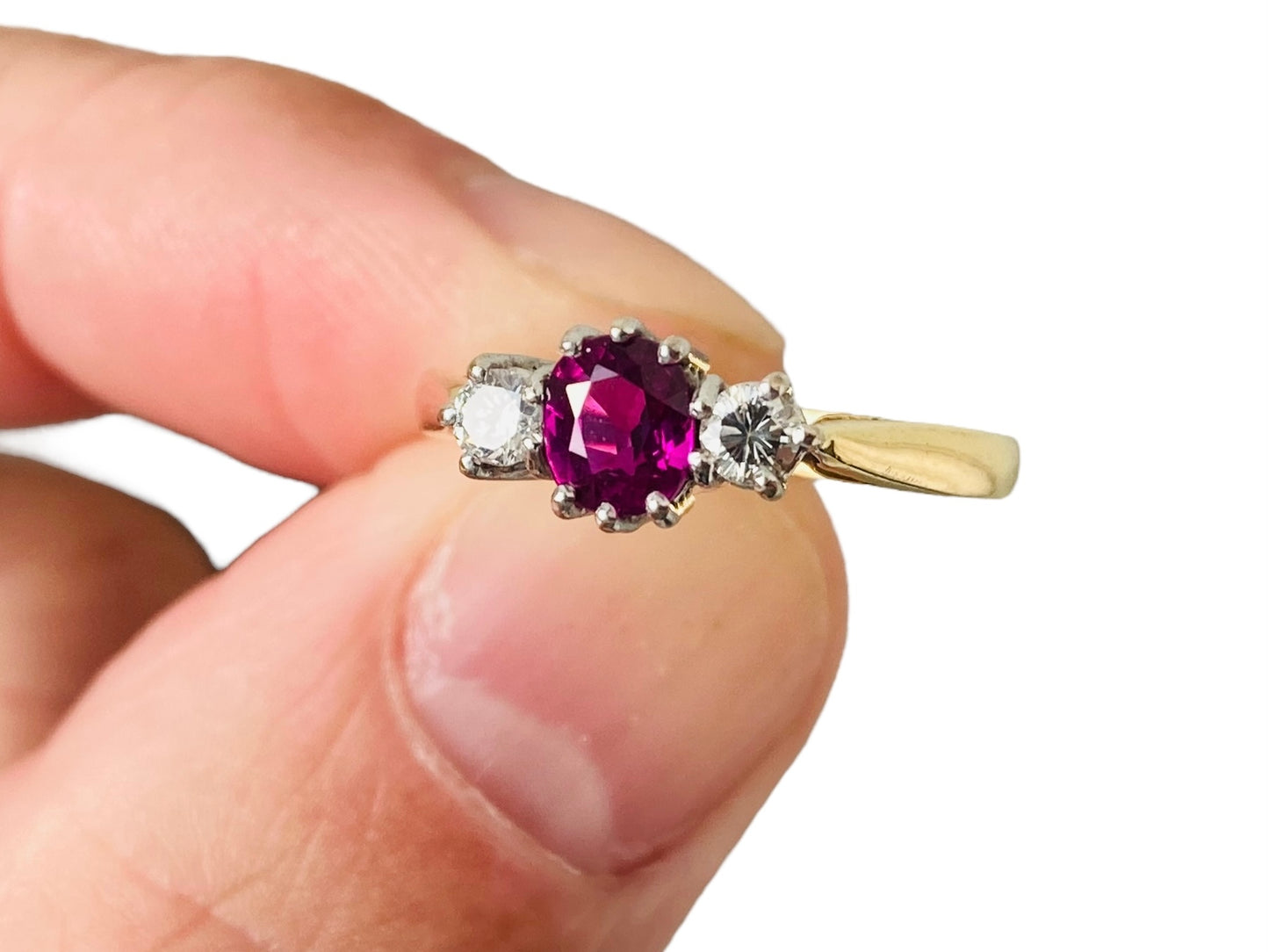 Vintage 18ct Gold Ruby & Diamond Ring