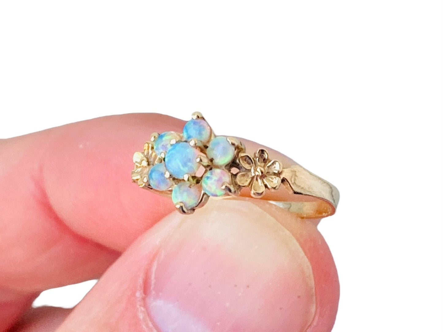 9ct Gold Opal Ring