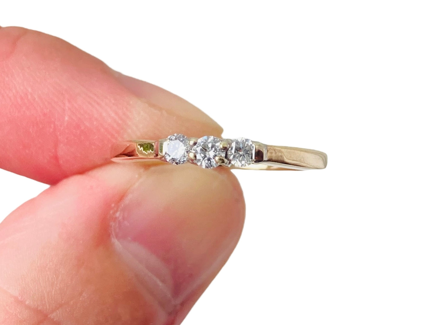 9ct Gold Three-Stone Diamond Ring