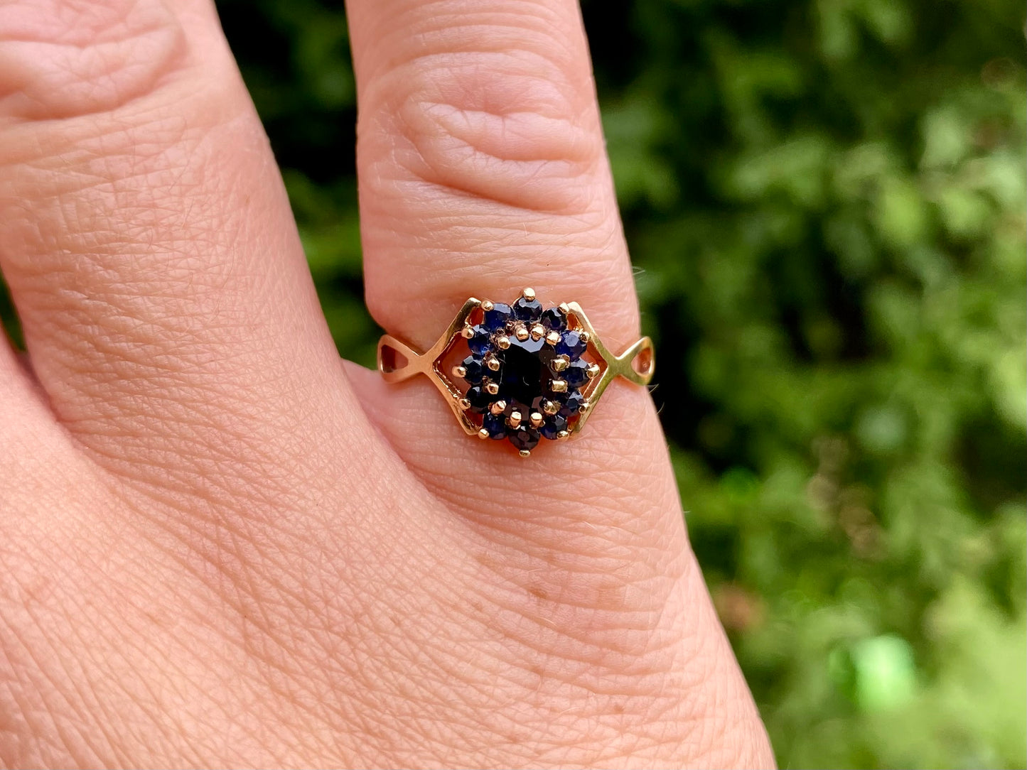 Vintage 9ct Gold Sapphire Ring