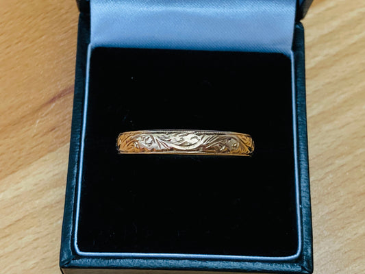 9ct Gold Patterned Band Ring