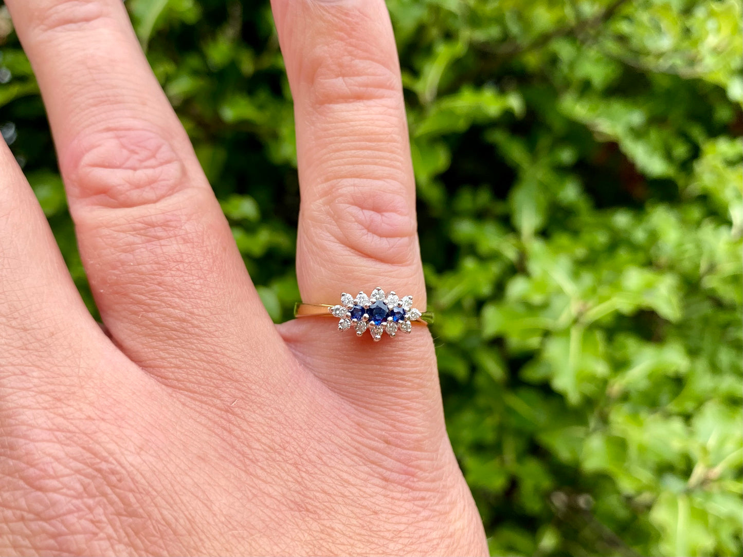 18ct Gold Sapphire & Diamond Ring