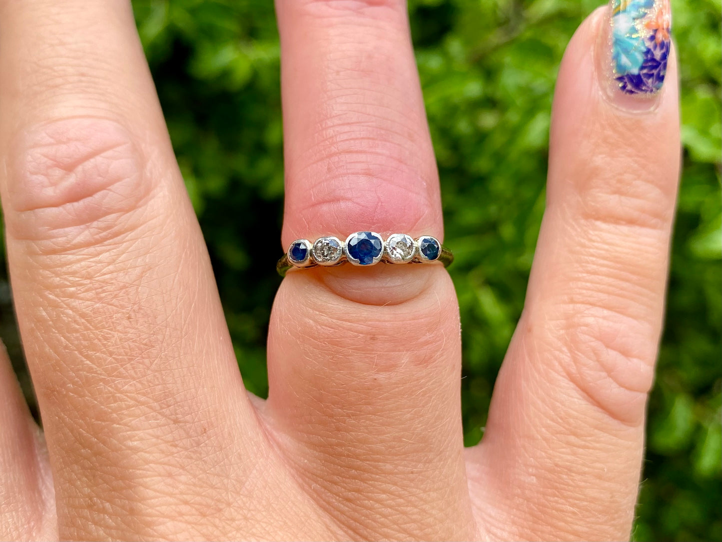 Antique 18ct Gold Sapphire & Diamond Ring