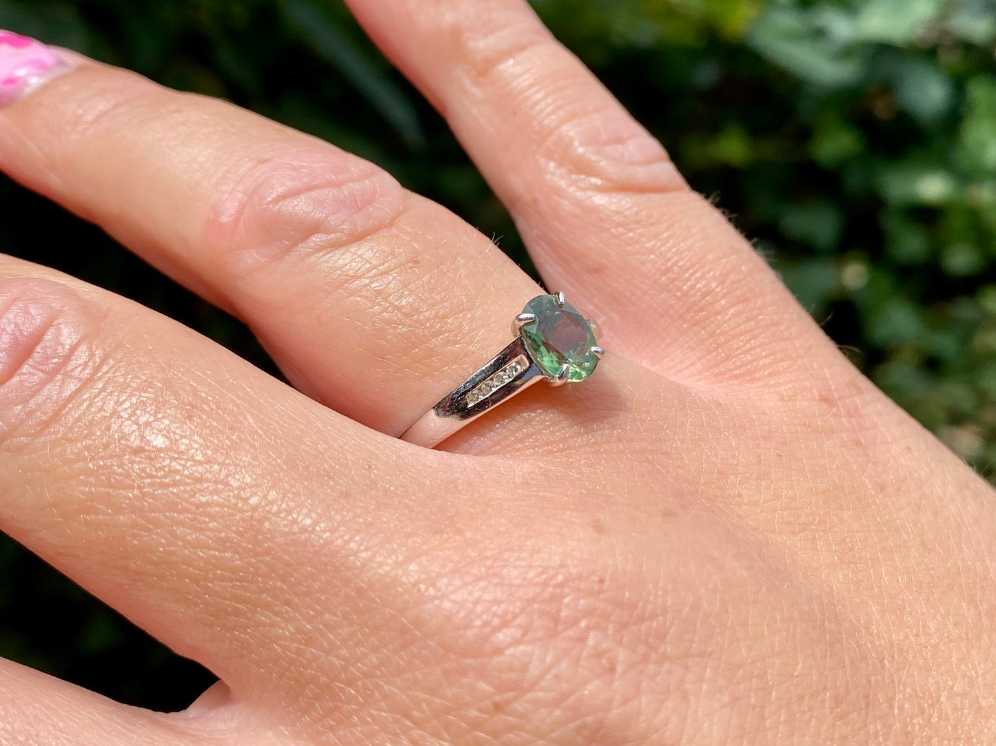 9ct Gold Olive Apatite & Diamond Ring
