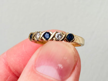 9ct Gold Sapphire & Diamond Ring