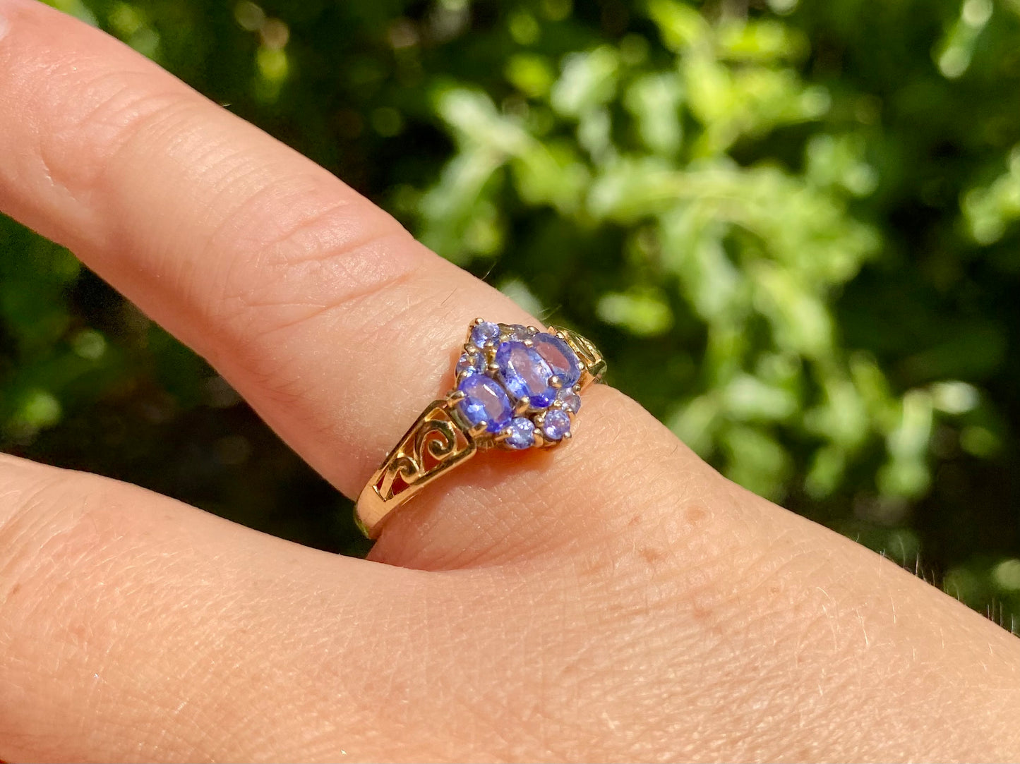 9ct Gold Tanzanite Ring