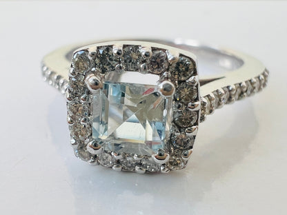 18ct Gold Topaz & Diamond Ring