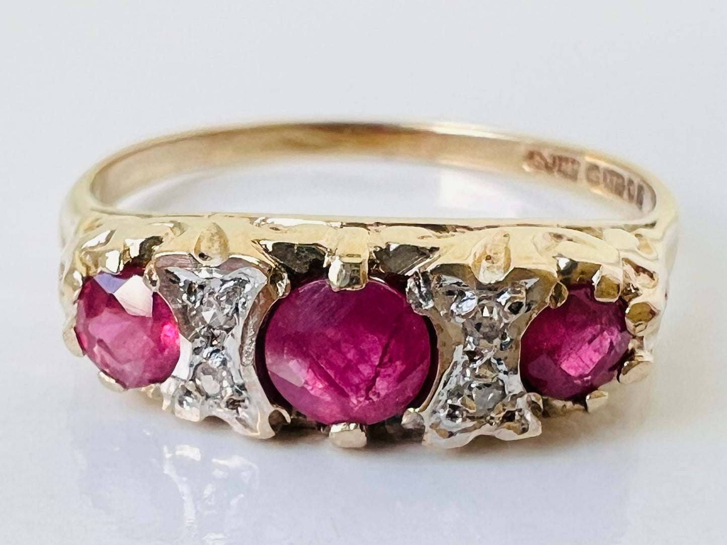Vintage 9ct Gold Ruby & Diamond Ring