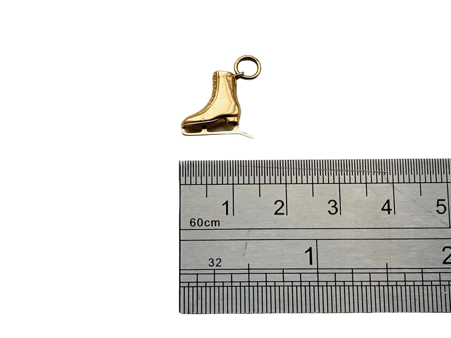 Vintage 9ct Gold Ice Skate Pendant