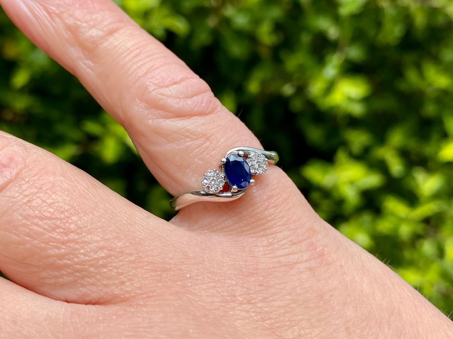 9ct Gold Sapphire & Diamond Ring