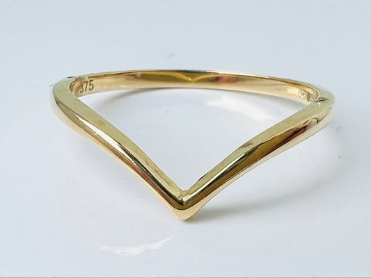 9ct Gold Diamond Wishbone Ring