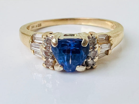 14ct Gold Tanzanite & Diamond Ring