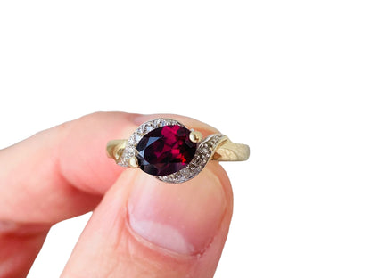 9ct Gold Rhodolite Garnet & Diamond Ring