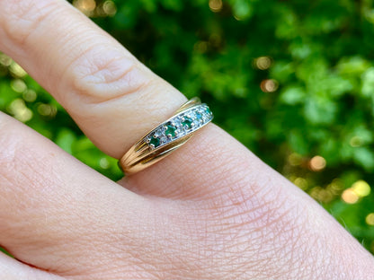 9ct Gold Emerald & Diamond Ring