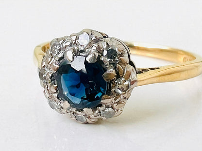 Vintage 18ct Gold Sapphire & Diamond Ring