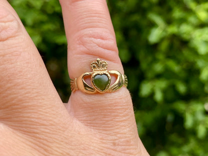Vintage 9ct Gold Jade Claddagh Diamond Ring